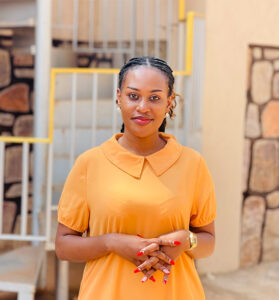 Anais – Sales Operations Officer